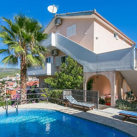 Family Friendly Apartments With A Swimming Pool Seget Vranjica, Trogir - 14409 Donji Seget Eksteriør bilde