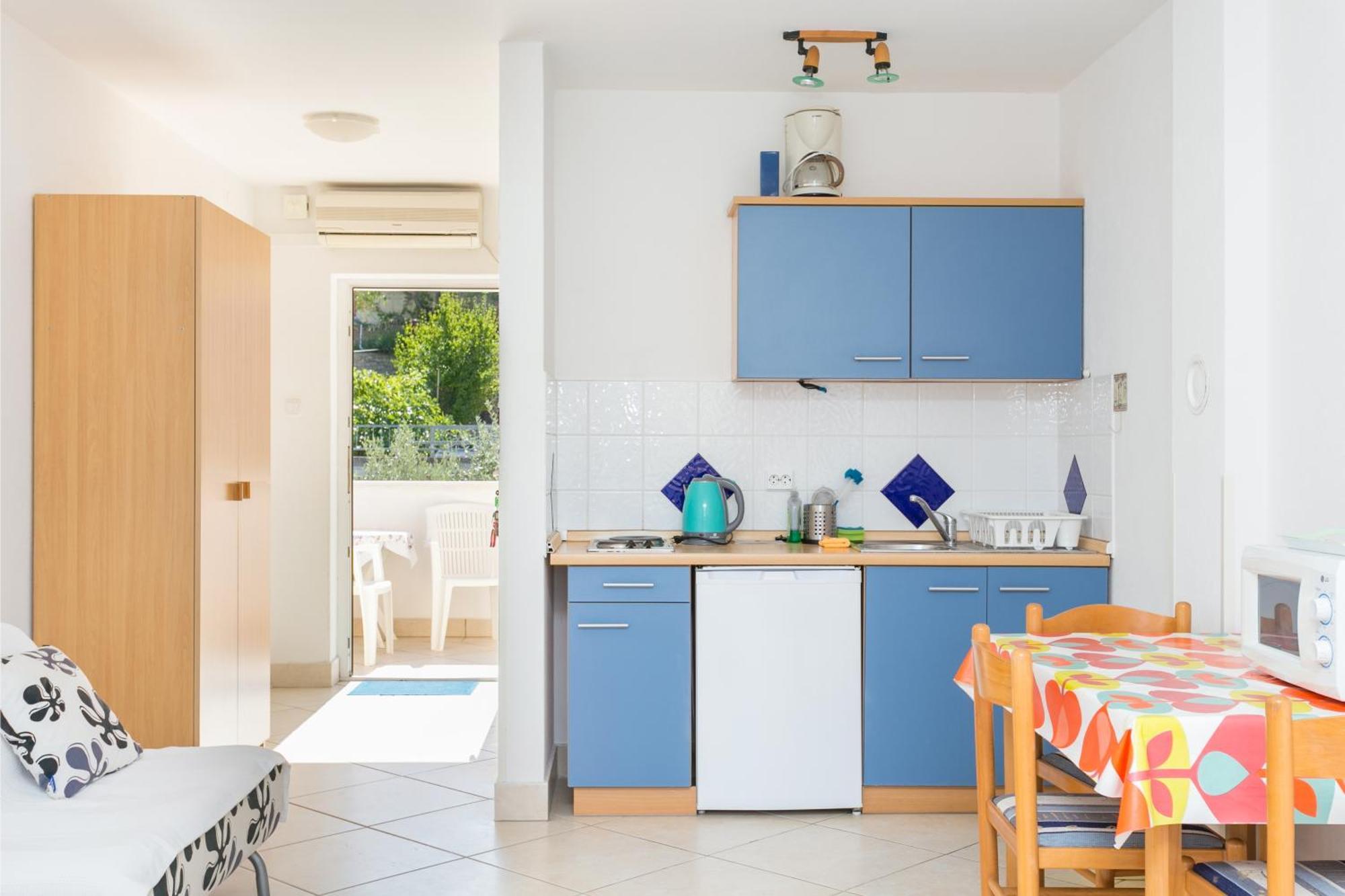 Family Friendly Apartments With A Swimming Pool Seget Vranjica, Trogir - 14409 Donji Seget Eksteriør bilde