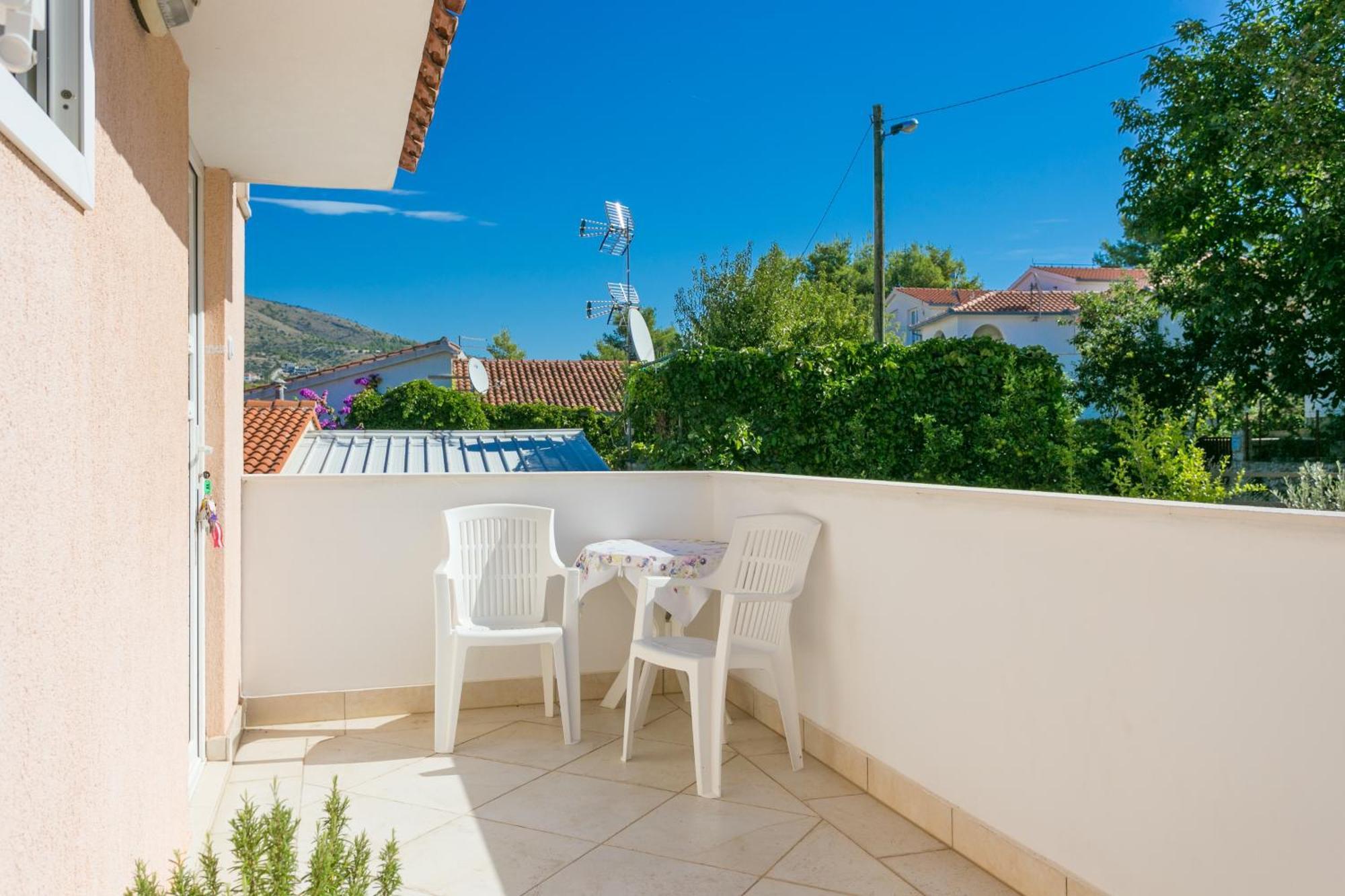 Family Friendly Apartments With A Swimming Pool Seget Vranjica, Trogir - 14409 Donji Seget Eksteriør bilde