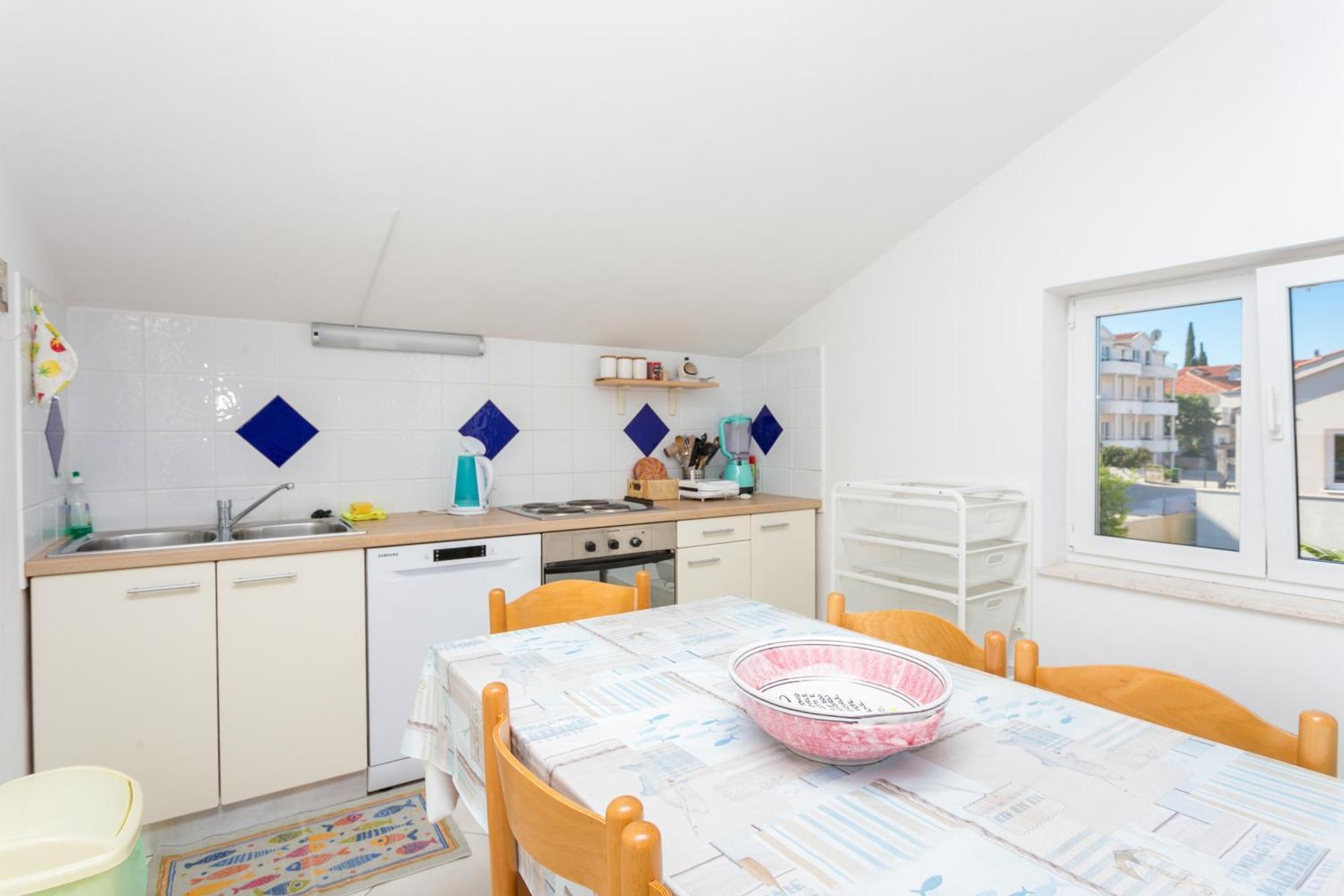 Family Friendly Apartments With A Swimming Pool Seget Vranjica, Trogir - 14409 Donji Seget Eksteriør bilde