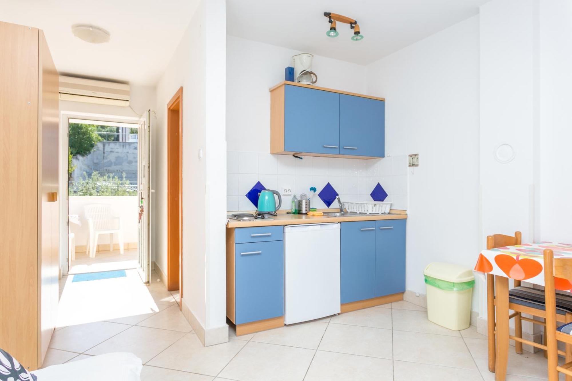 Family Friendly Apartments With A Swimming Pool Seget Vranjica, Trogir - 14409 Donji Seget Rom bilde